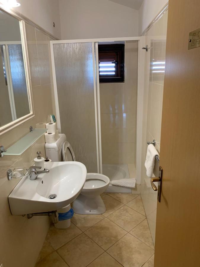 Vila Albatros Bed & Breakfast Rovinj Exterior foto