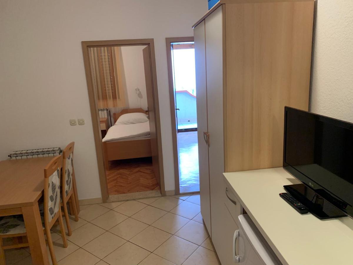 Vila Albatros Bed & Breakfast Rovinj Exterior foto
