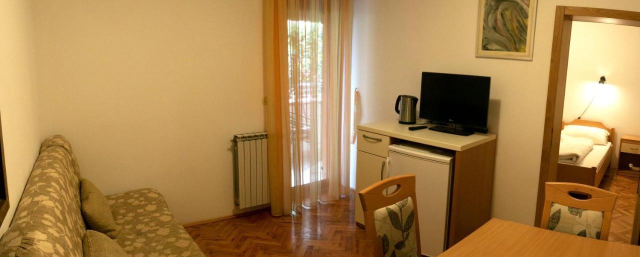 Vila Albatros Bed & Breakfast Rovinj Exterior foto
